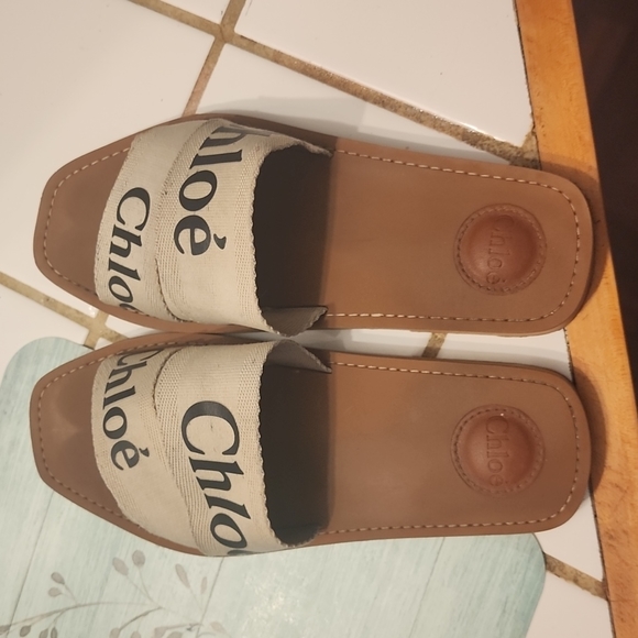 Chloe Shoes - Chloé Woody logo print canvas slides